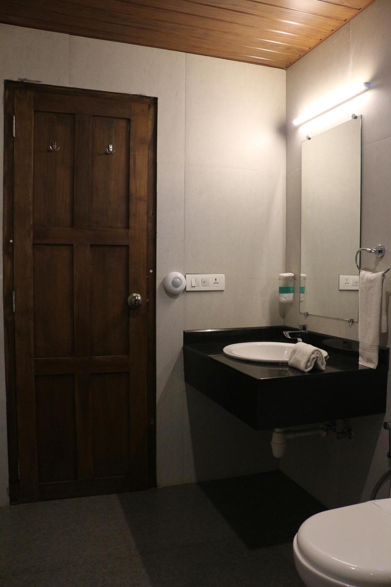 Logan Camp Ooty Hotel Coonoor Kültér fotó